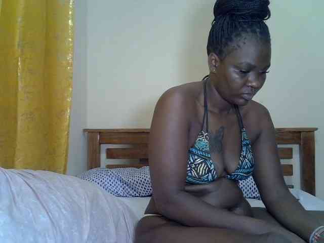 Prettyliz30 webcam