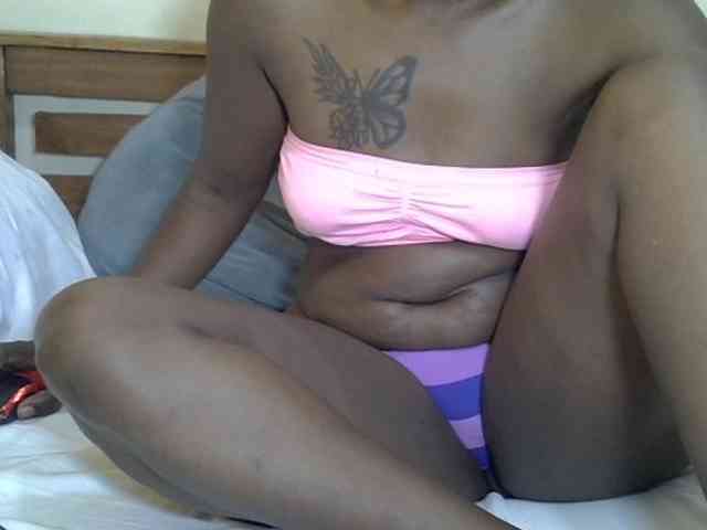 Prettyliz30 webcam