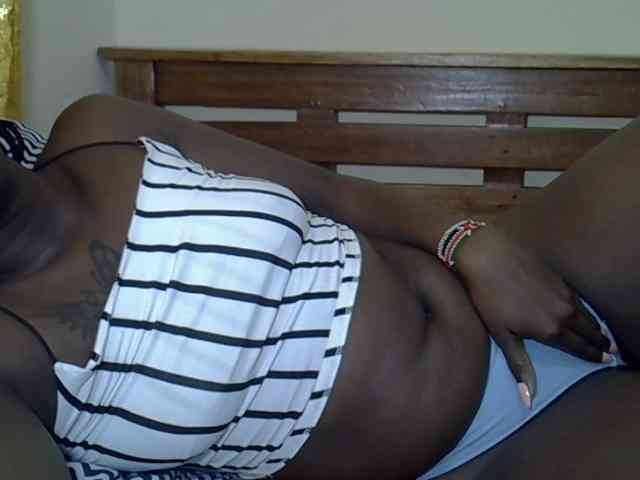 Prettyliz30 webcam