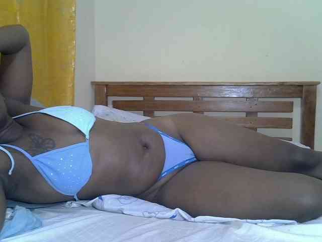 Prettyliz30 webcam