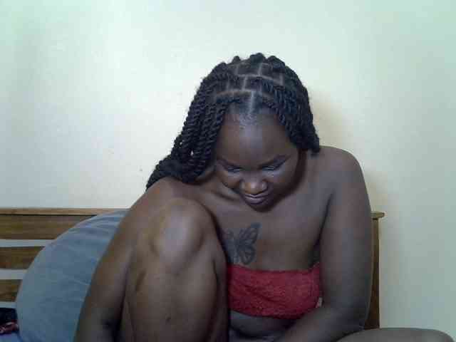 Prettyliz30 webcam
