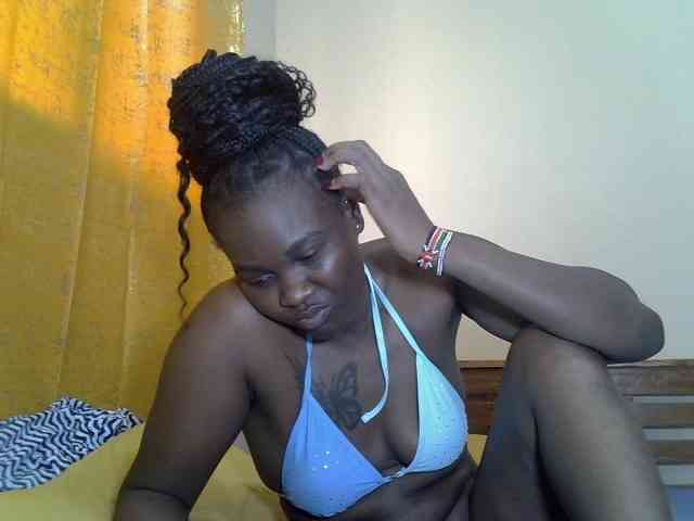 Prettyliz30 webcam