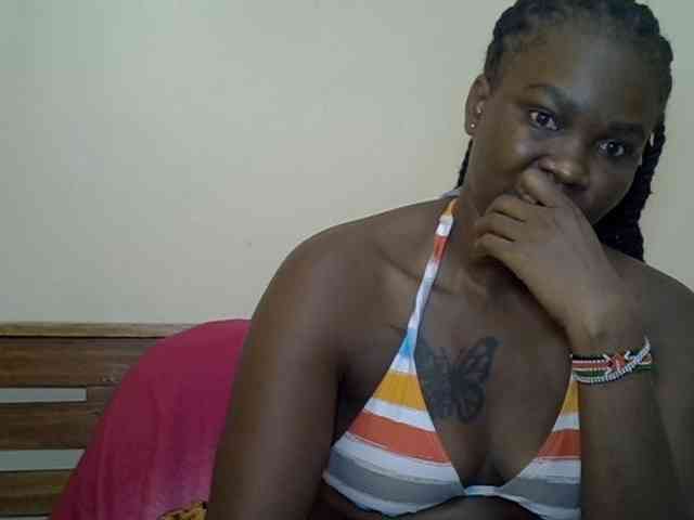Prettyliz30 webcam