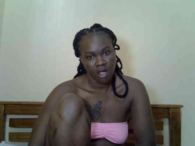 Prettyliz30 webcam