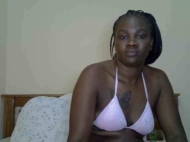Prettyliz30 webcam