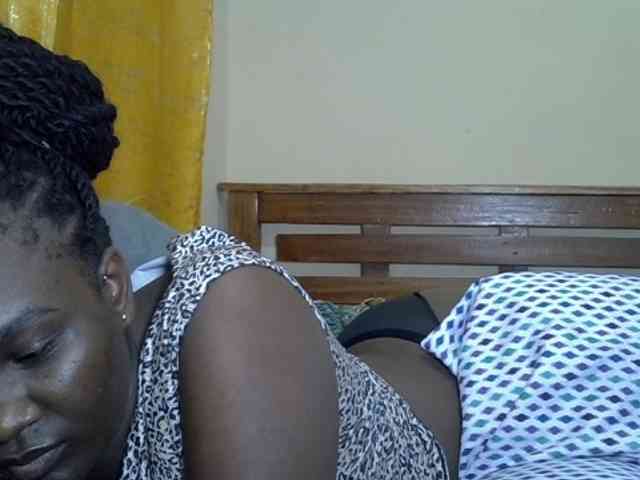 Prettyliz30 webcam
