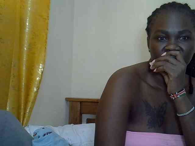 Prettyliz30 webcam