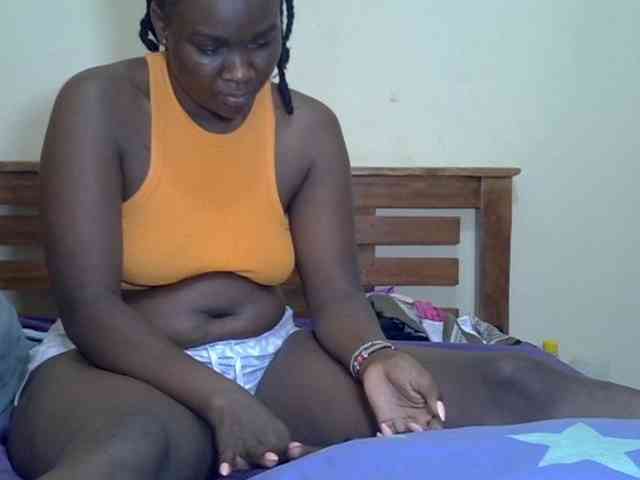 Prettyliz30 webcam