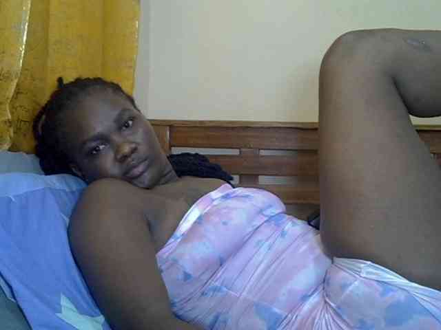 Prettyliz30 webcam