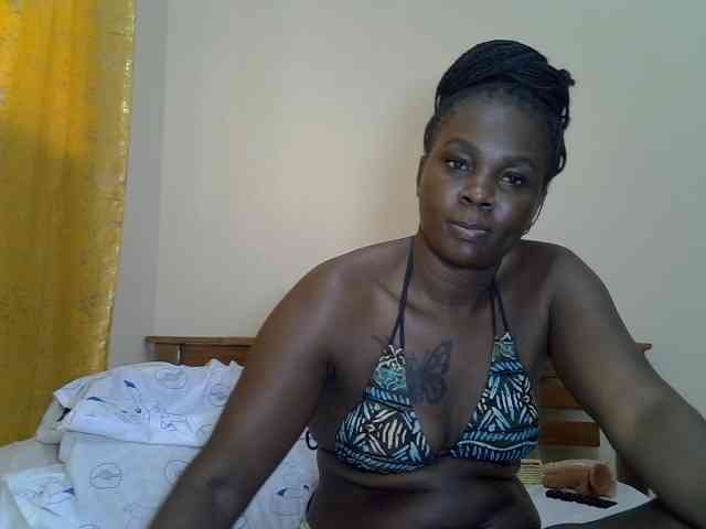 Prettyliz30 webcam