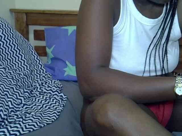 Prettyliz30 webcam