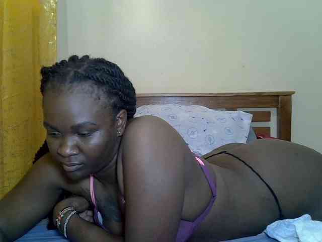 Prettyliz30 webcam
