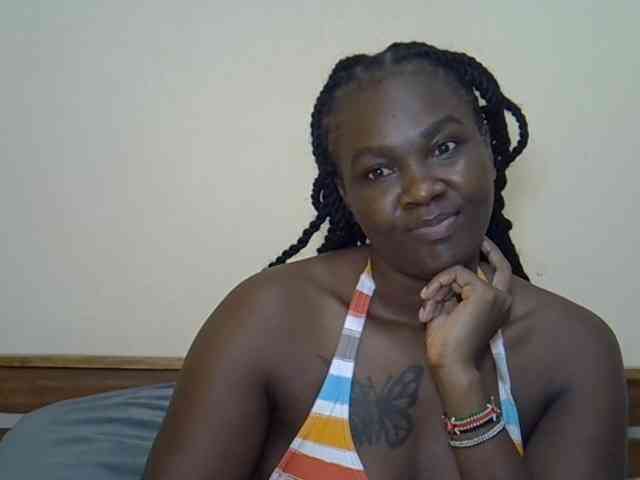 Prettyliz30 webcam