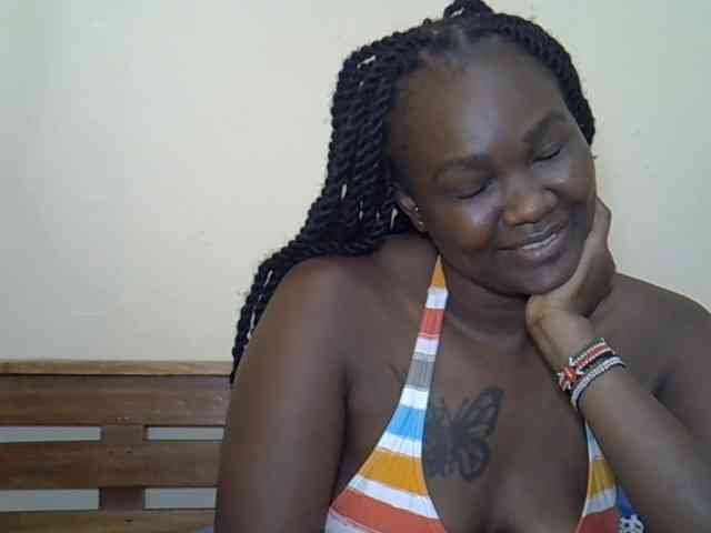 Prettyliz30 webcam