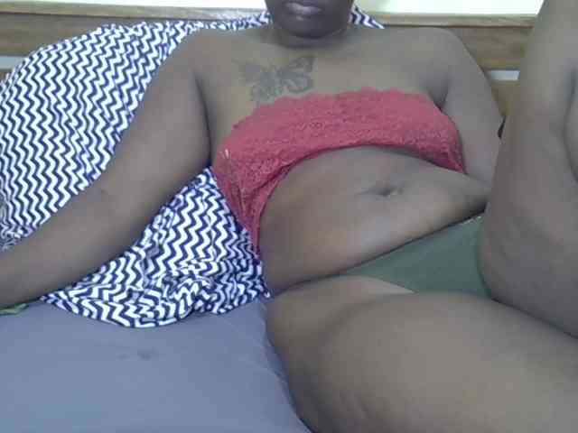 Prettyliz30 webcam