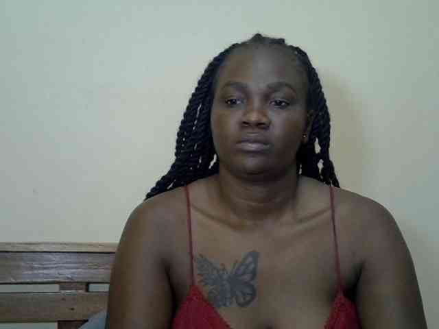 Prettyliz30 webcam