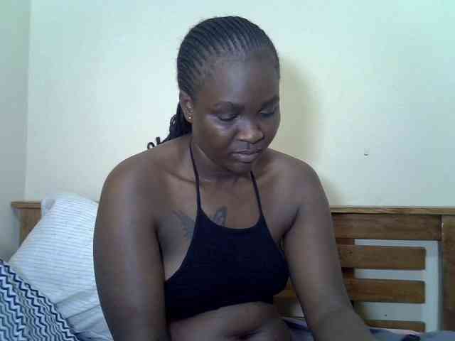 Prettyliz30 webcam