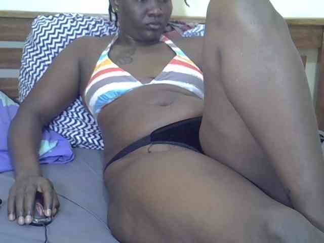 Prettyliz30 webcam