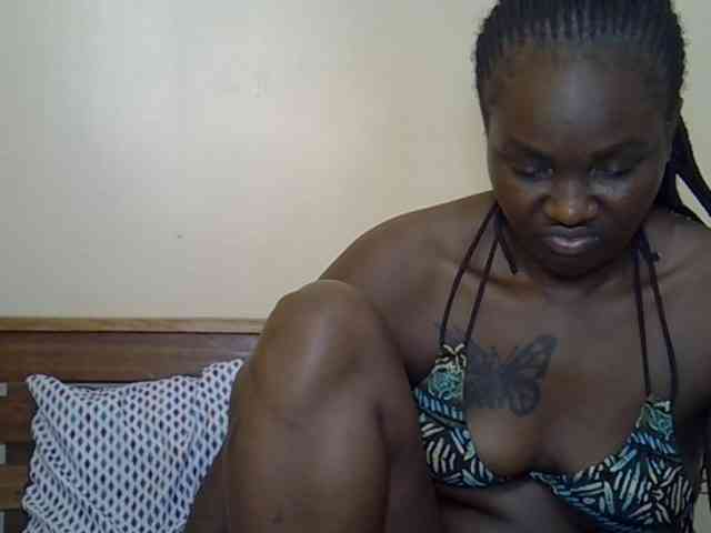 Prettyliz30 webcam