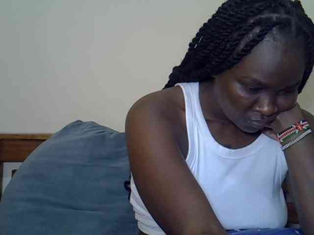 Prettyliz30 webcam