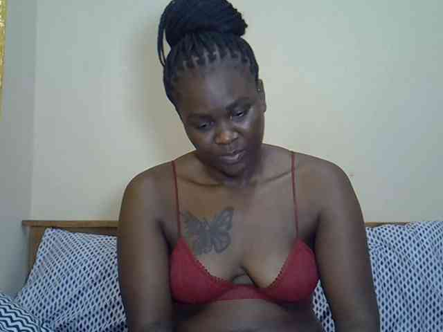 Prettyliz30 webcam