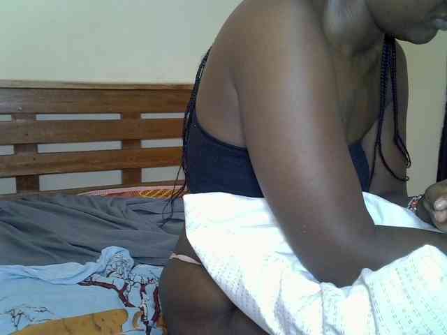 Prettyliz30 webcam