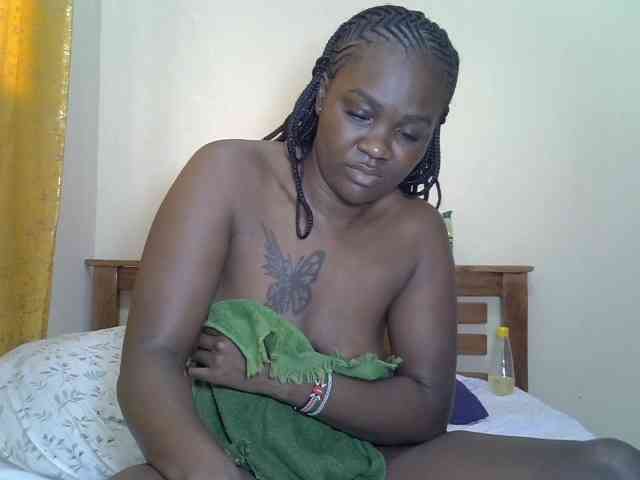 Prettyliz30 webcam