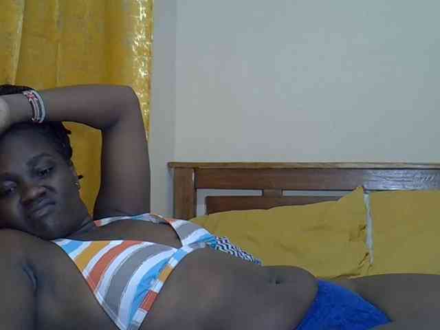 Prettyliz30 webcam