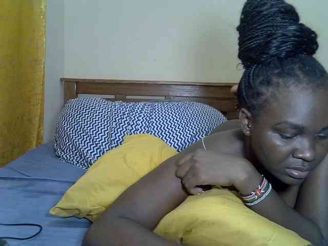 Prettyliz30 webcam
