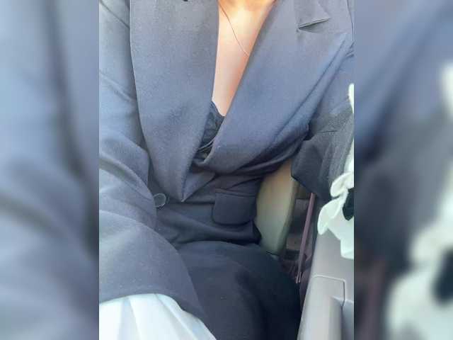 avavirgin live cam on BongaCams