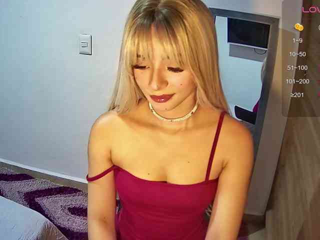 VelvetNella VelvetNella