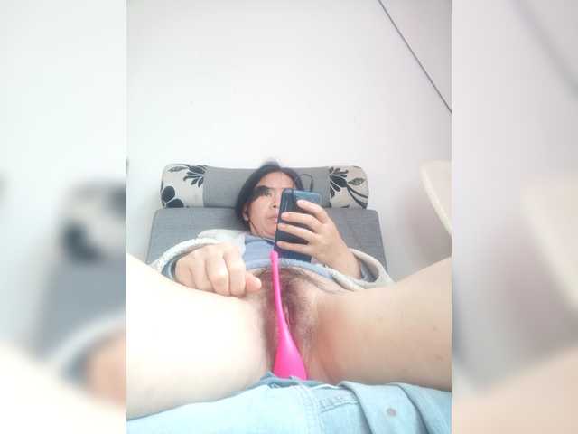 hujiajiajia1314's BongaCams show and profile