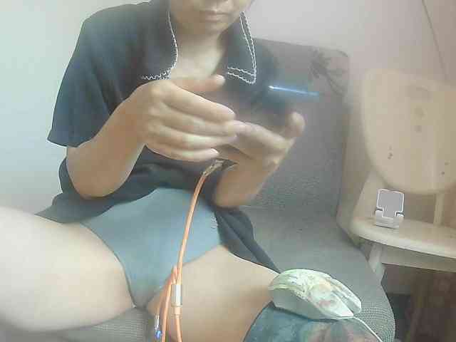 hujiajiajia1314 Live Webcam on BongaCams