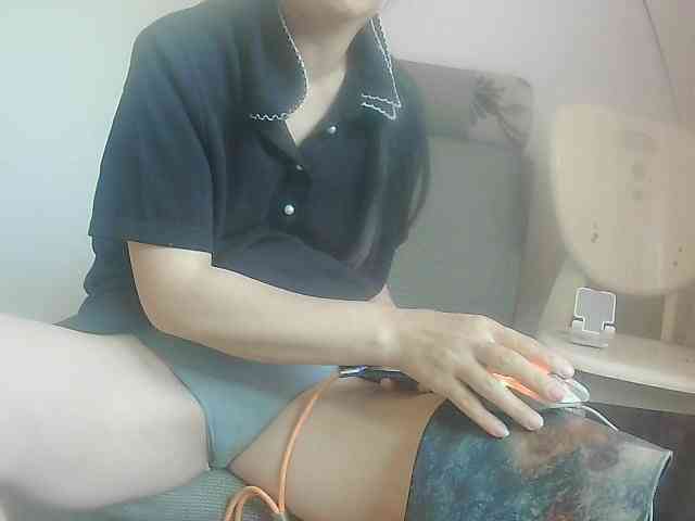 hujiajiajia1314 Live Webcam on BongaCams