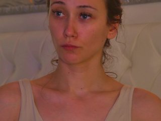 AliceMunro Porn Show