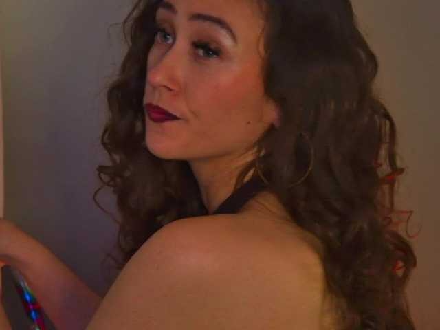 AliceMunro live cam on BongaCams