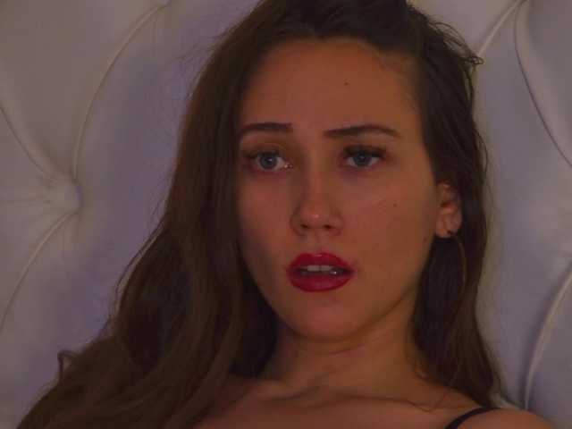 AliceMunro live webcam show