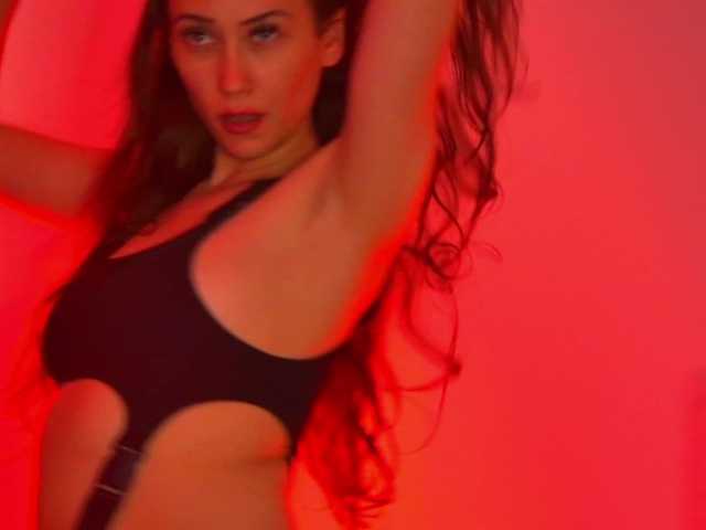 AliceMunro live cam on BongaCams