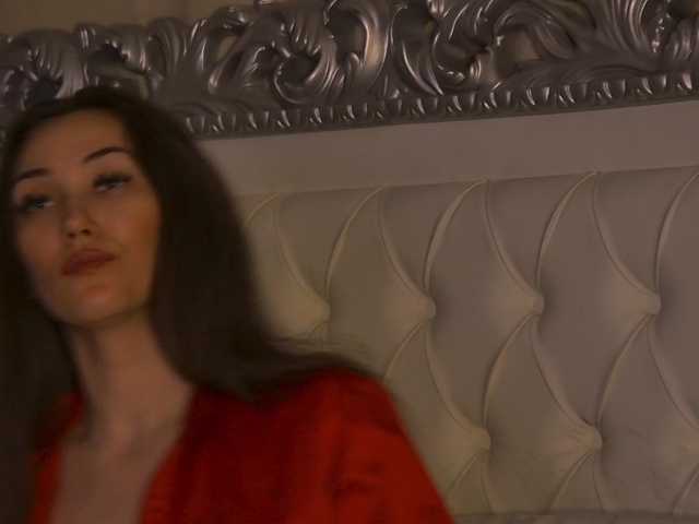 AliceMunro's BongaCams show and profile