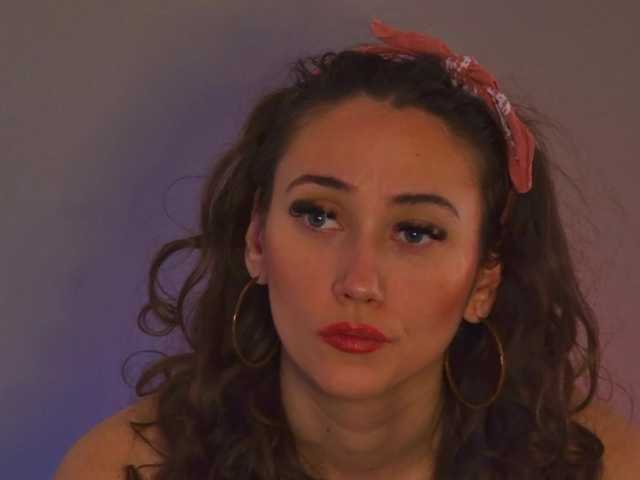 AliceMunro live cam on BongaCams