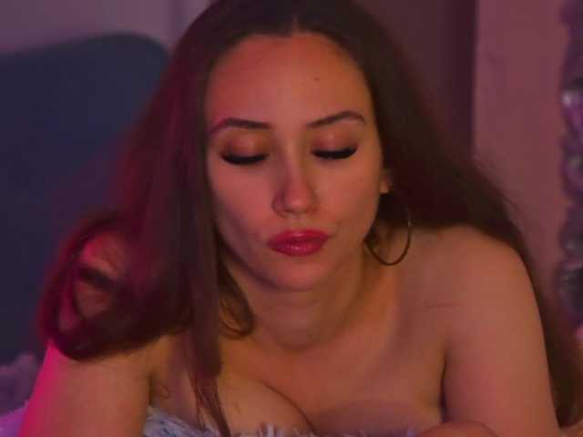 AliceMunro live cam on BongaCams