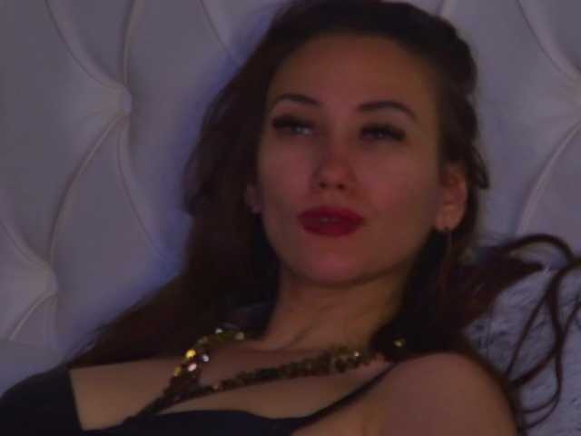 AliceMunro live cam on BongaCams