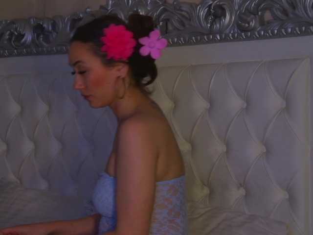 AliceMunro live cam on BongaCams