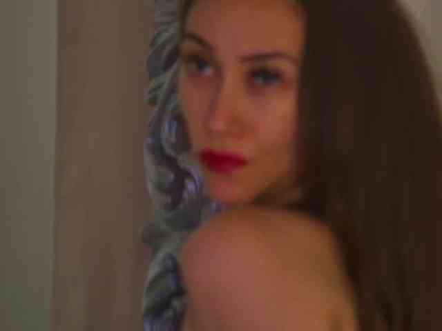 AliceMunro - Girl 