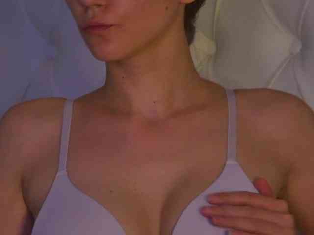 AliceMunro Live Webcam on BongaCams