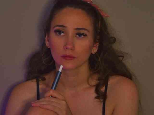 AliceMunro webcam