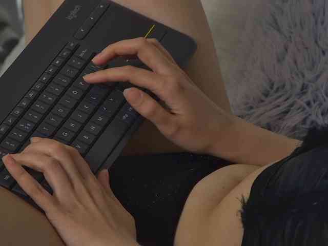 AliceMunro webcam