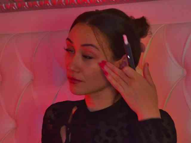AliceMunro webcam