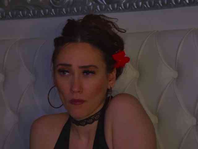 AliceMunro - Girl 