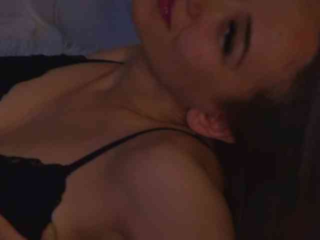 AliceMunro Live Webcam on BongaCams